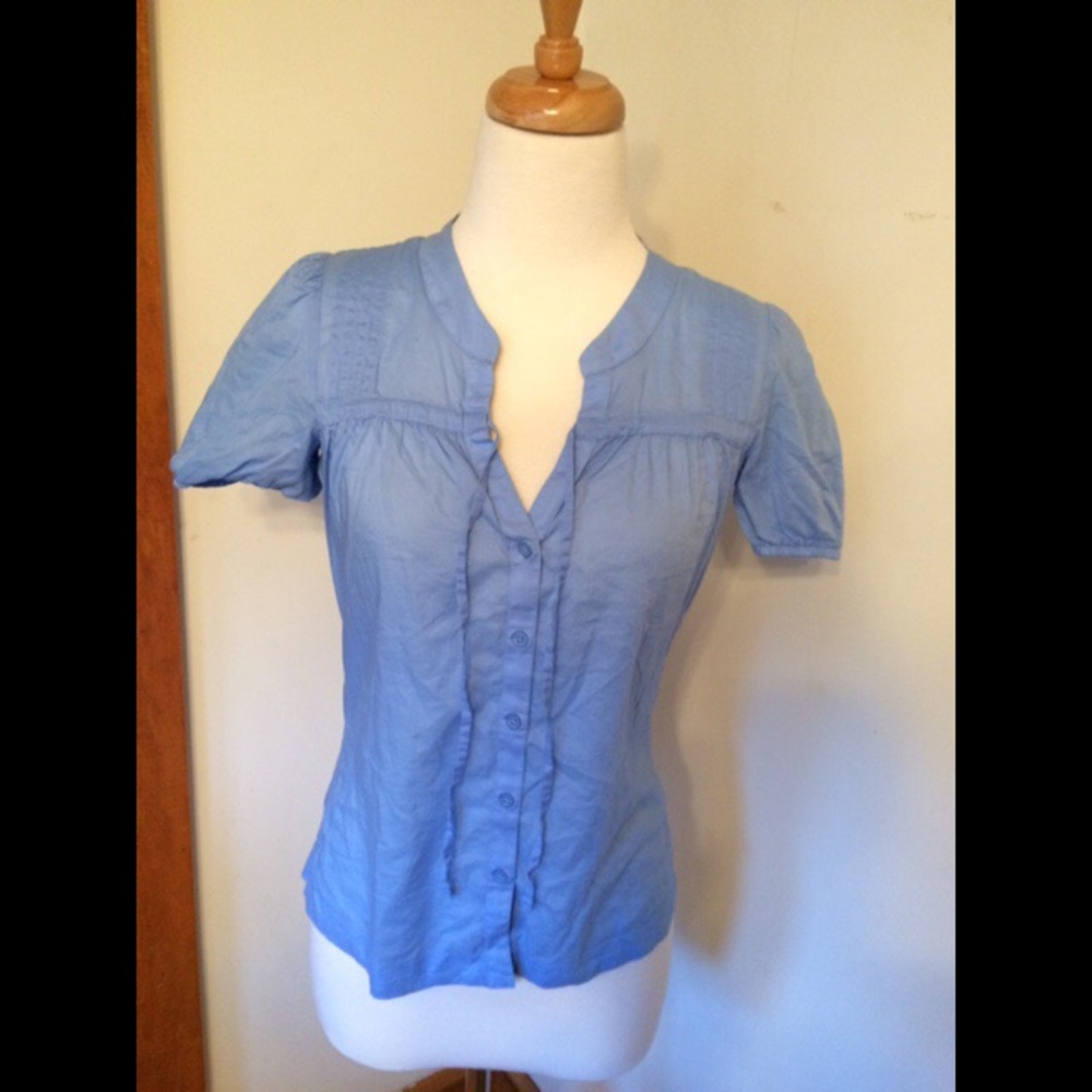 V-neck button down blouse - Banana Republic